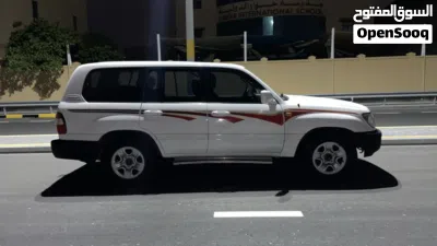 Toyota Land Cruiser GXR 3