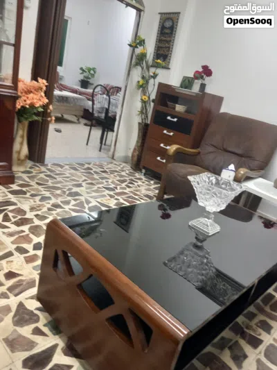 طاوله للبيع 2