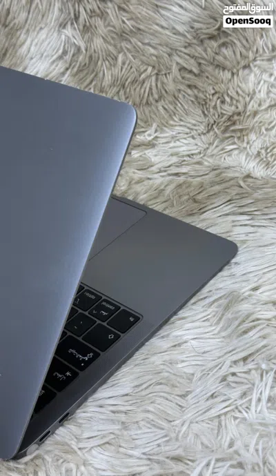 Apple MacBook A1932 year 2019 i5 Pro 8gb ram Touch ID MacOS Sonoma 14.7.3 Retina display type c port 4