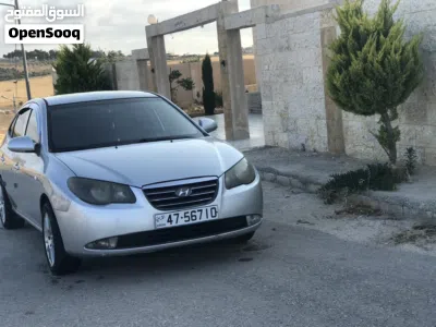 Hyundai Avante SE 2