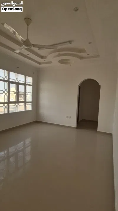فلة فاخرة للايجار بالمعبيلة(حلبان مقابل بوابة الجامعة الالمانية الشمالية 3