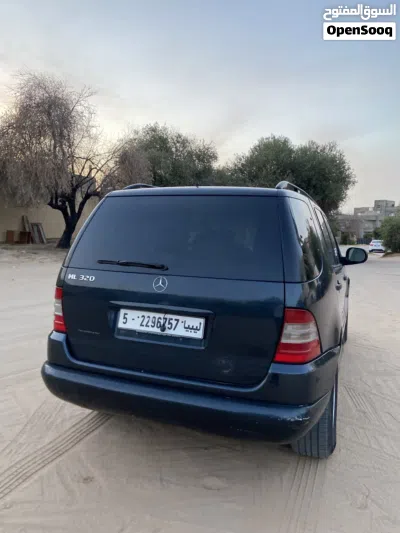 مرسيدس بنز اخرى 320 4