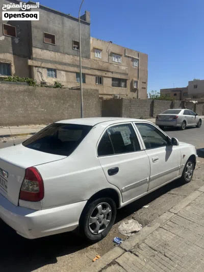 Hyundai Verna Standard 4