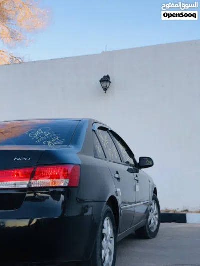 Hyundai Sonata GL 2