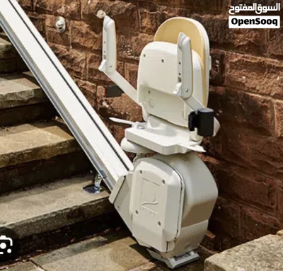 مصعد الدرج الانجليزي Acorn Stairlift 2