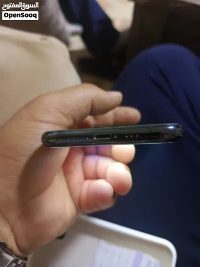 ايفون 11برو ممتاز 3