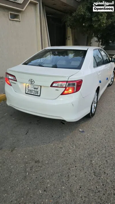 Toyota Camry XLE 2