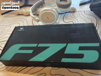 كيبورد aula f75 شبه جديد 4