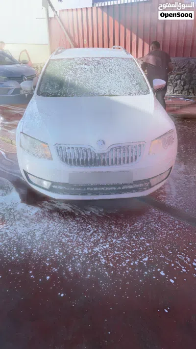 سكودا اوكتافيا Standard 3