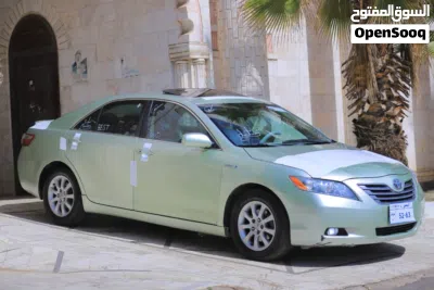 Toyota Camry XLE 4