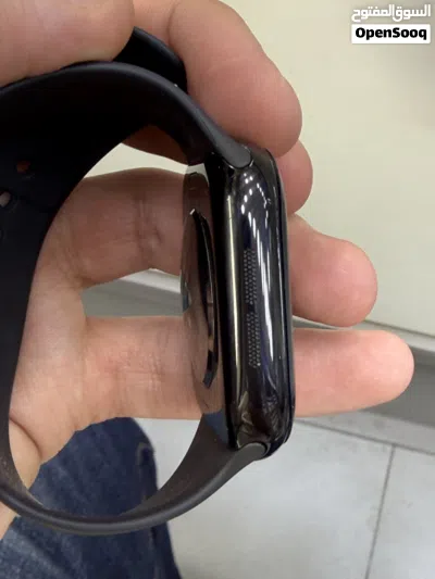 Apple Watch series 10 46mm مستعمل بحالة الجديد بطارية 96% الإصدار العاشر الحديثة من شركة Apple 4