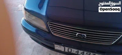 Nissan Maxima Standard 2
