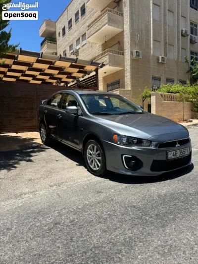 Mitsubishi Lancer GLS 2