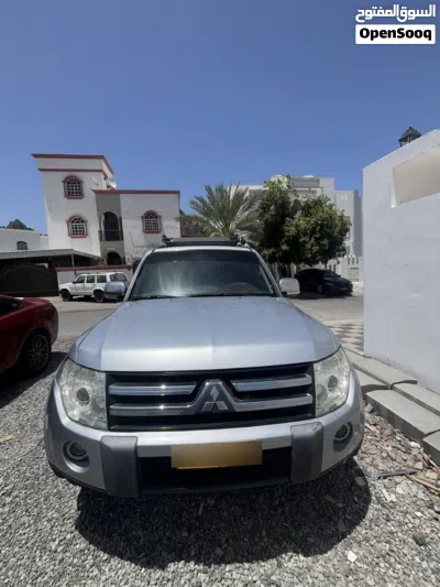 ميتسوبيشي باجيرو GLS 2