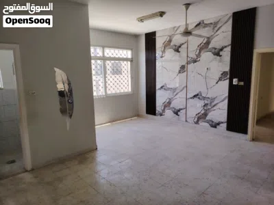 شقة طابقية للايجار في الهاشمي الشمالي 2