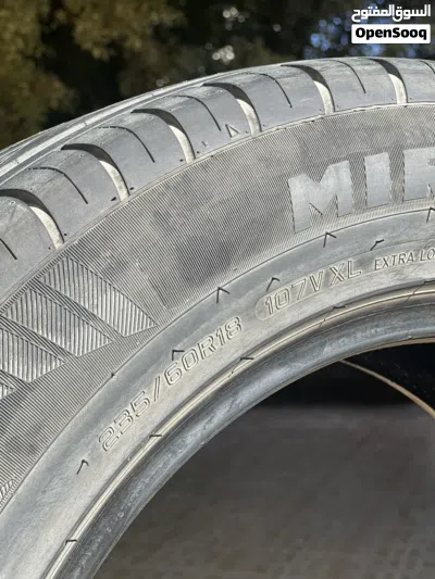 إطارات 235/60R18 4