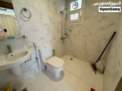 شقة مؤثثة للإيجار في المعبيلة السابعة بالقرب من كل الخدماتFurnished apartment for rent in Maabel 7 4