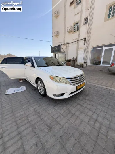 Toyota Avalon Limited 3