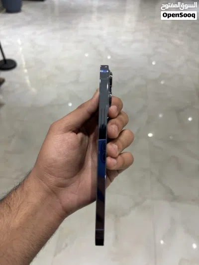 ايفون 13 برو ماكس لونه سمائي الذاكره 256 بطاريه 79 4