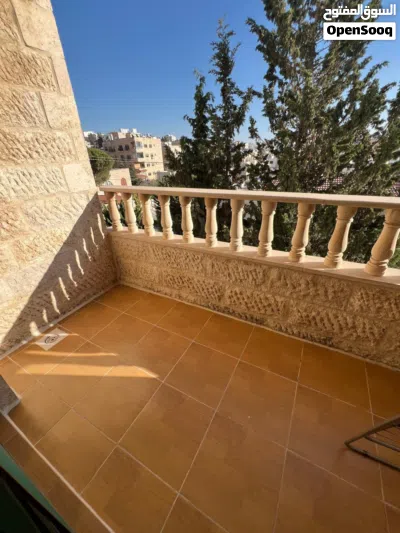 شقة للايجار بمنطقة مميزة محاطة بفلل استخدام عائلة لم تؤجر من قبل 3