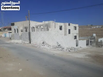 بيت عظم للبيع طابو مشترك تنازل دائره الأراضي واجهتين حجر على شارعين طابق اول مقطع مقسور طابق الثان 2