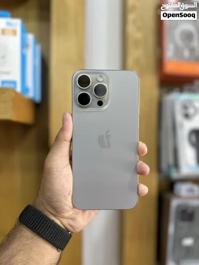 iPhone 15 Pro Max 256Gb Natural Titanium Used 3