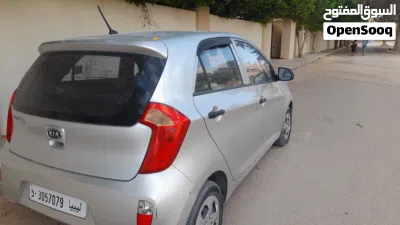 Kia Picanto EX 3