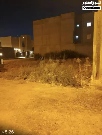 قطعة ارض في السيده عائشه علي شارعين المساحه 500 2