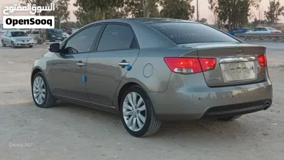Kia Cerato EX 3