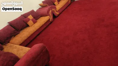 طقم كورنر خشب سويد وتخت مفرد مع فرشته 40 وموكيت لون خمري نوعين وثقيل ودافي وموكيت ممرات وطاولات عدد5 3