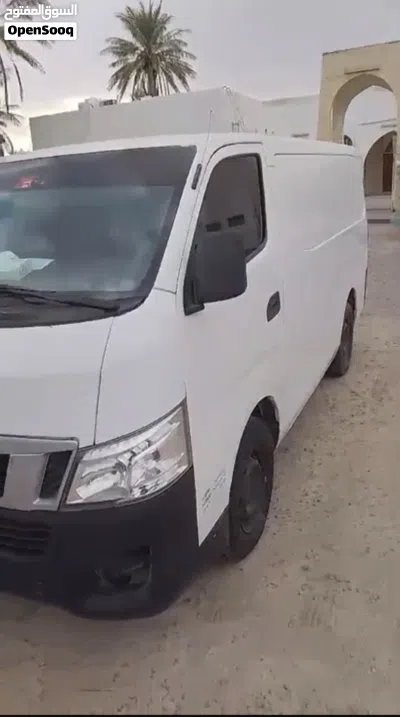 Nissan Urvan 3