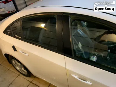 Chevrolet Cruze LS 2