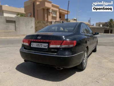 Hyundai Azera GL 2