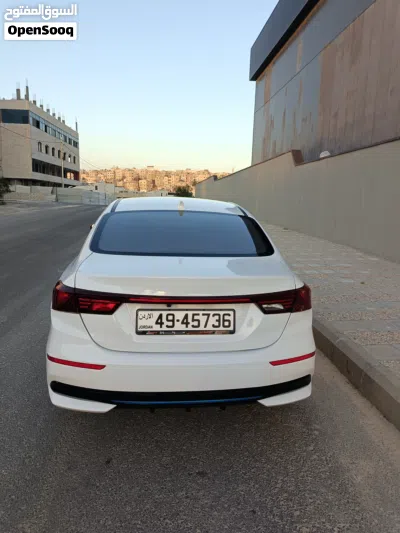 كيا K3 Standard 4