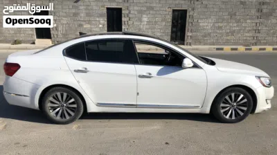 Kia Cadenza Premium 3