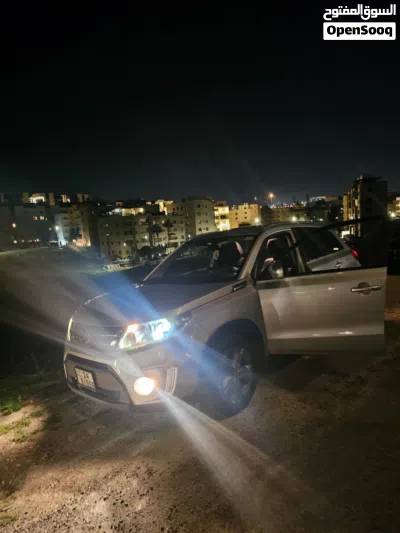 Suzuki Vitara GLX 2