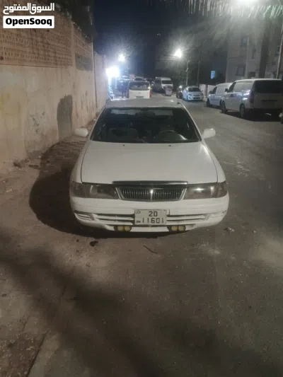 نيسان صني S 4