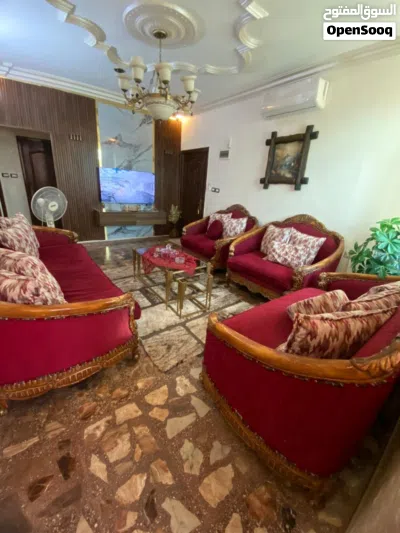 طقم كنب فخم جدا سعر الشراء 1000 دينار سعر البيع270 2