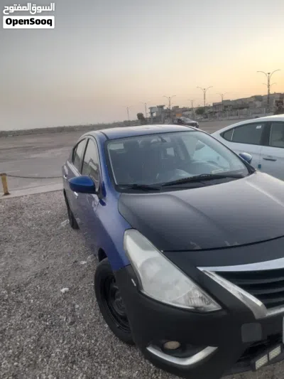 Nissan Versa SV 3