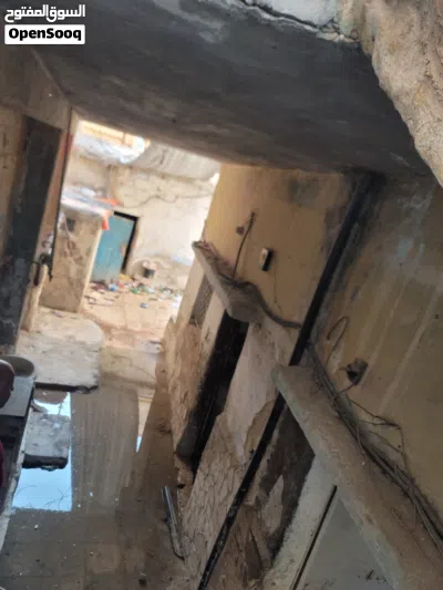 بيت بمخيم الزرقاء مقابل مسجد الروضة بسعر حرق 3