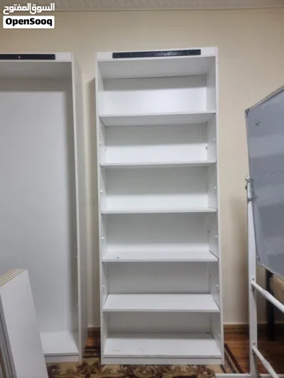 للبيع مكتبتان استعمال خفيف بحالة جيدة 2