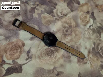 ساعة سامسونج Galaxy Watch 5 - حالة ممتازة مع 3 أحزمة إضافية 3