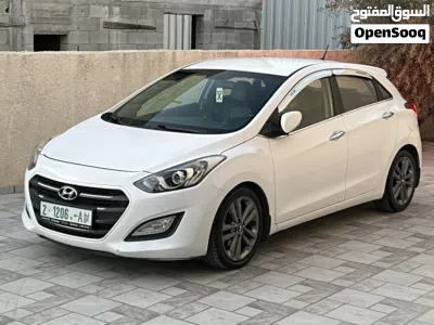 Hyundai i30 Standard 4
