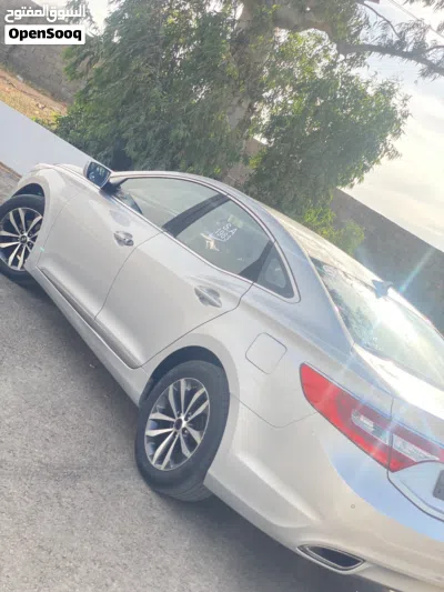 Hyundai Azera GL 4