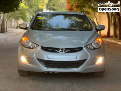 Hyundai Elantra GL 2
