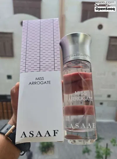 عطر MISS ARROGATE من عساف اصلي من السعودية حالة ممتاز ومتاح مع العلبه بالبار كود 2