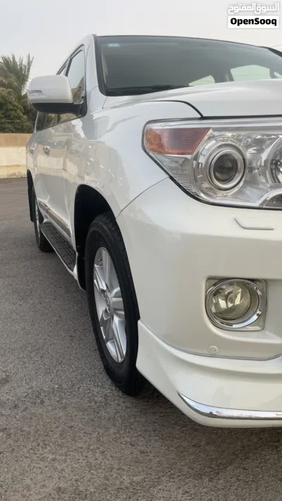 تويوتا لاند كروزر GXR 4