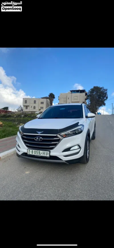 Hyundai Tucson XRT 4