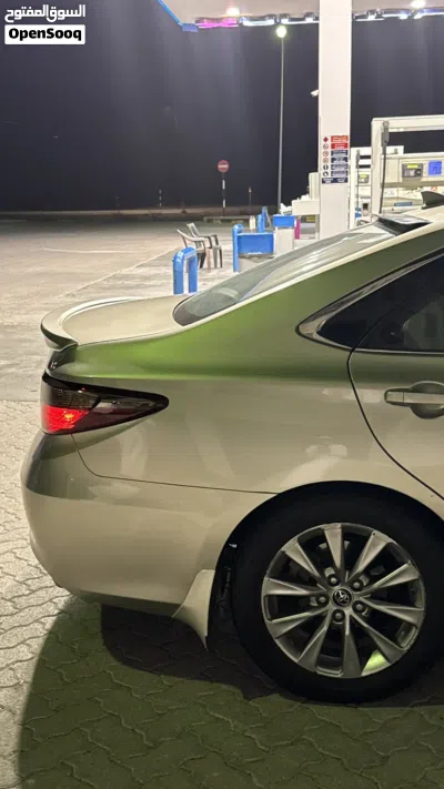 Toyota Camry XLE 3