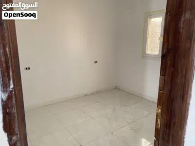 منزل ارضي في الهضبة قرب طريق الخدمات حي دمشق عايلة او عزاب اجانب 3